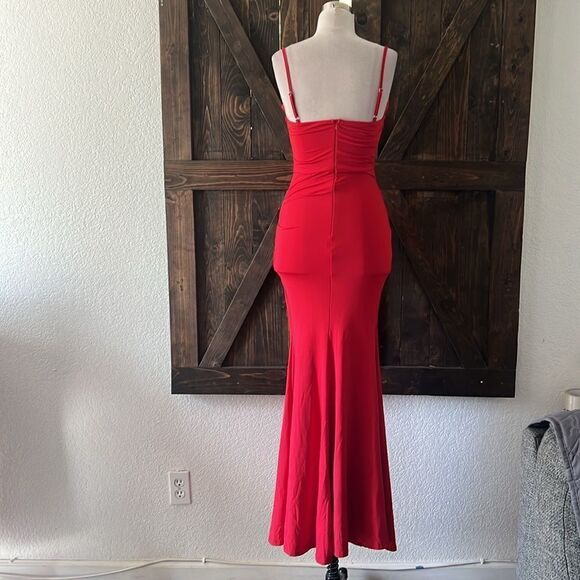 Elegant Sexy Mermaid Trumpet Body Con Long Gown - Picture 7 of 11